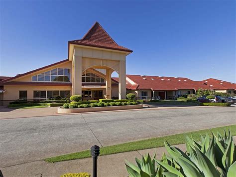 bridgeman downs retirement village